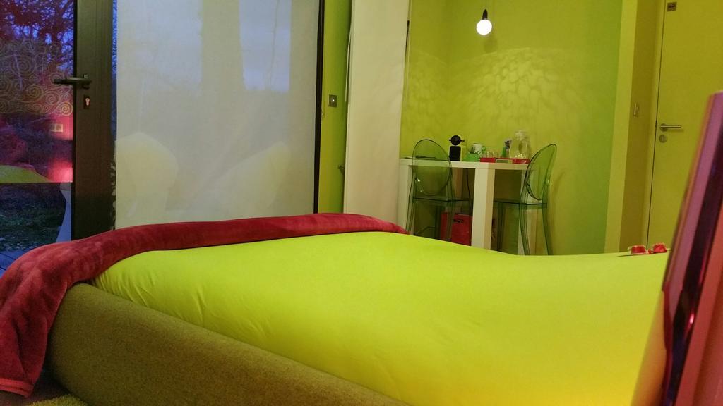 B&B Dochavert Carcasona Habitación foto